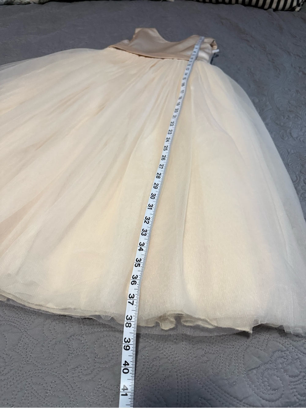David's Bridal Champagne Satin & Tulle Bow-Back Girls Dress - Picture 5 of 7